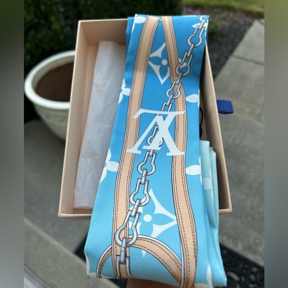 Louis Vuitton monogram gradient by the pool bandeau FULL SET - Picture 4 of 16